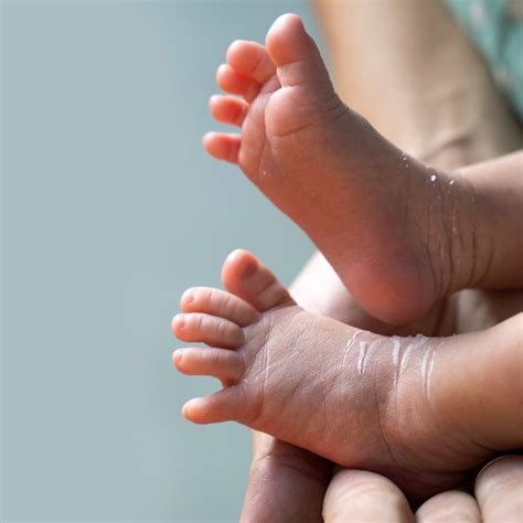 Newborn Skin Peeling Causes And Treatment Bubs Australia
