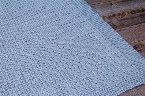 Baby knitting patterns are some of my favorite free knitting patterns! Knitting Patterns Galore - Avaya Baby Blanket Worsted