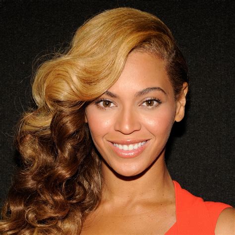 Beyoncés Best Hairstyles From 2000 To Now Allure