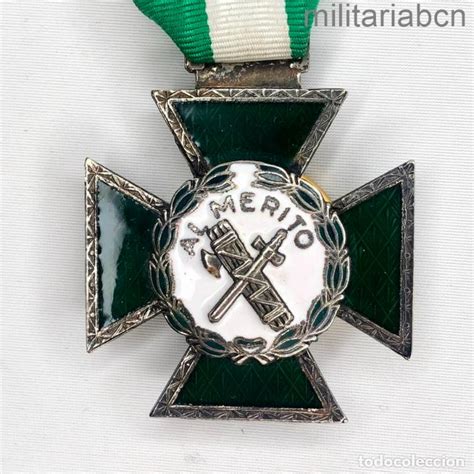 Cruz De La Orden Al Mérito De La Guardia Civil Comprar Medallas