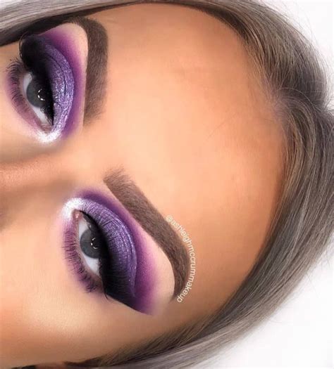 30 Colorful Eye Makeup Looks Secretly Sensational Lilac Eye Makeup