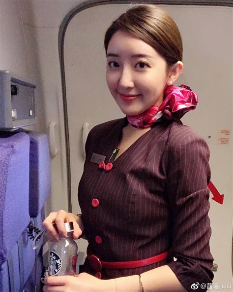 「flight attendant」おしゃれまとめの人気アイデア｜pinterest｜chi hung kwok ca 美人 女性 働く女性