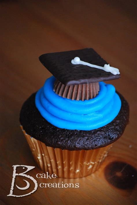 Definitely Doing For Graduation Too Cute Graduation Cupcakes Graduation Party Snacks