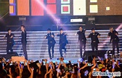 Super Junior M台南熱力飆嗓 粉絲爆美乳上下晃動 | ETtoday影劇新聞 | ETtoday 新聞雲