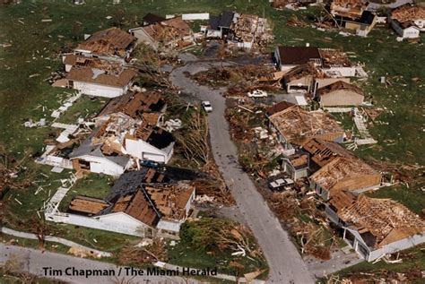 Hell Never Forget Hurricane Andrew And How The Community Came Together