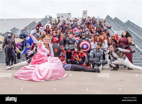 Marvel Avengers Group Fotos Und Bildmaterial In Hoher Auflösung Alamy