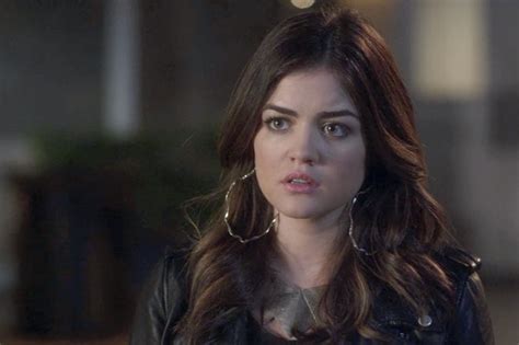 Ranking Arias Earrings On Pretty Little Liars From Totally Bonkers To Very Chic — Photos