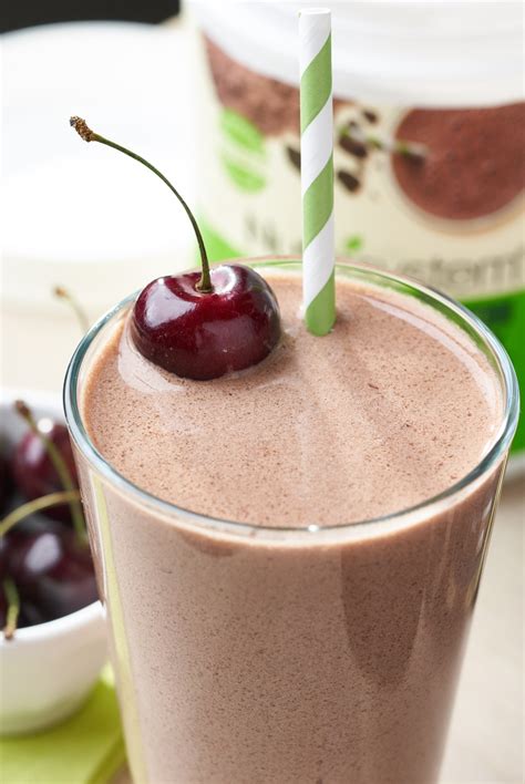 6 Reasons To Try Nutrisystem Prosync™ Shakes The Leaf