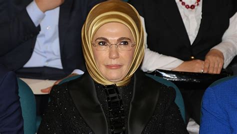 Emi̇ne erdoğan biyografisi, emi̇ne erdoğan kimdir? Sare Davutoğlu'ndan Emine Erdoğan'a tebrik telefonu