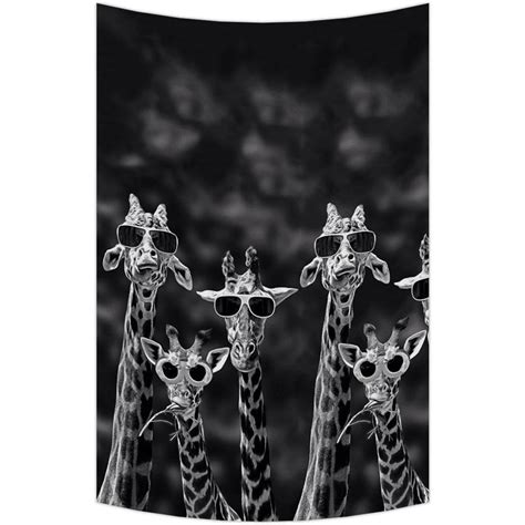 Gckg Giraffe Wearing Glasses Funny Pattern Animal Tapestry Wall Hanging