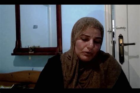 حيث سيتم تنفيذ وحدات سكنية بناءً على عدد المتقدمين، نظرًا لأن عملية بناء وحدات ثم طرحها للحجز لم يعد مناسبًا للفترة الحالية. إنت فين يا قلب أمك.. إنت فين يا نور.. أم غريق بلطيم تنادى ...