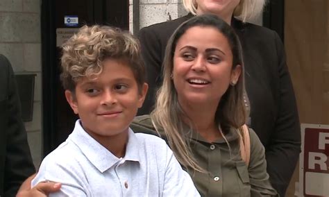 Brazilian Mom 10 Year Old Son Separated At Border Reunited In Chicago