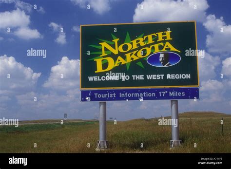 North Dakota Welcome Sign Hi Res Stock Photography And Images Alamy
