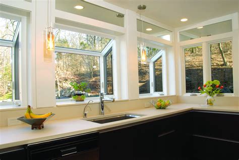 Haga que diseños de cocinas modernas con ventanas sea memorable para cada. Kitchen Garden Windows | Bay and Bow Windows