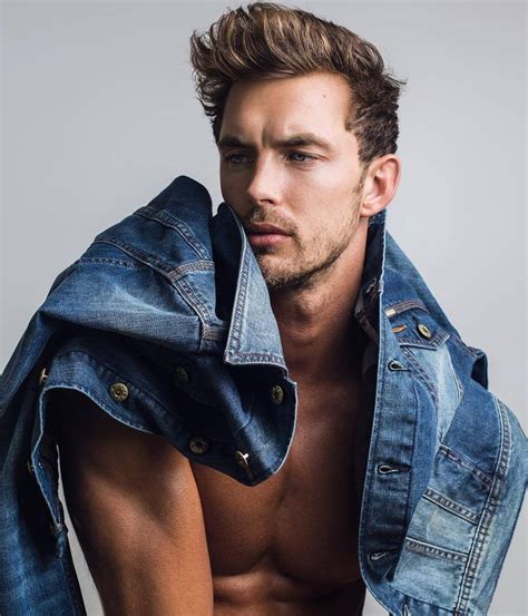 Rapideyesmovement ““ Christian Hogue ” ” Men Photoshoot Short Male