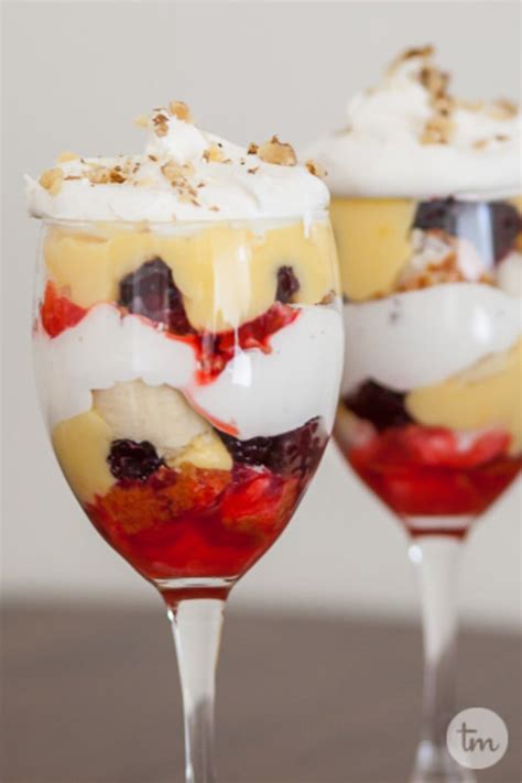 Quick And Easy Trifle Dessert Recipe In 2020 With Images Trifle