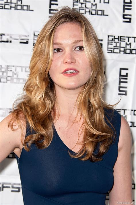 Leaked Celebrity Actress Julia Stiles Nude And See Through Moments
