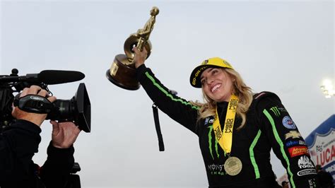 brittany force becomes first woman to win nhra s top title in 35 years blackflag jalopnik