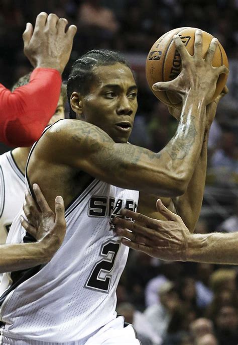 Leonard's large hands are practically a brand in themselves. Spurs place Finals hopes in Leonard's huge hands - San Antonio Express-News
