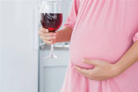 Efectele Consumului De Alcool Asupra Gravidelor și Femeilor Care