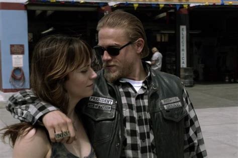 Tara And Jax Sons Of Anarchy Tara Dumb And Dumber In This Moment