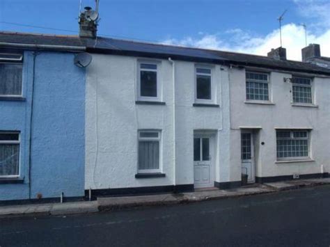 Compare rentals, see map views and save your favorite houses. 2 bedroom Terraced house to rent in Mill Road Tongwynlais ...