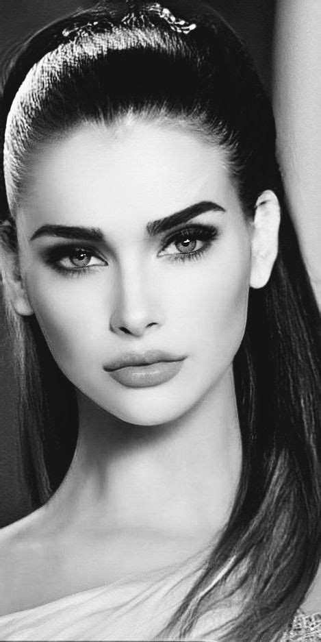 Stunning Eyes Most Beautiful Faces Beautiful Lips Gorgeous Women