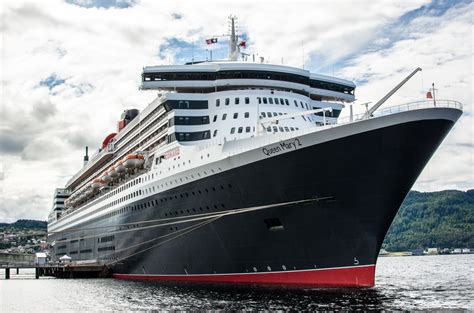 Diesen sommer wieder nach hamburg. Queen Mary 2 | Cunard ships, Cunard line, Boat