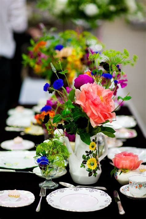 Place twigs cut from the garden on a salad plate, top with the. 19 best images about Table Decorations on Pinterest ...
