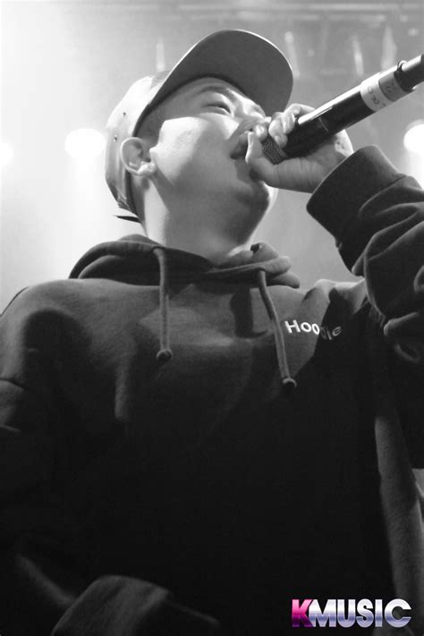 K Exclusive Aomg Crew Heats Up Chicago Despite Being Under The Weather