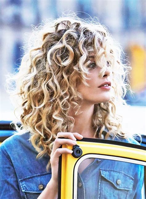 The Best Haircuts For Girls With Extremely Curly Hair Artofit