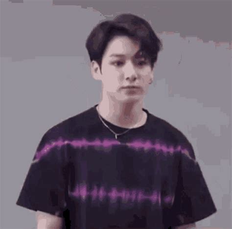 Jungkook Jeonzlovely Gif Jungkook Jeonzlovely Confused Discover