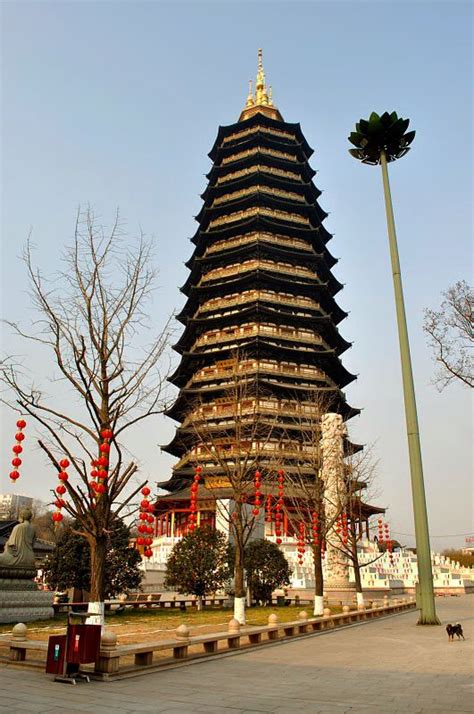 Tianning Pagoda Is De Tallest Pagoda N Wooden Structure In De World In