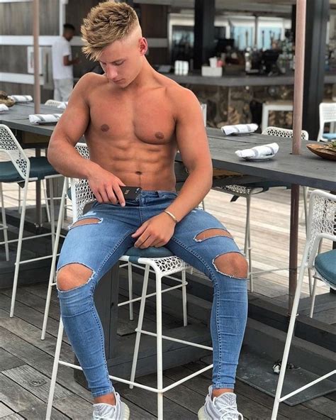 Tight Jeans On Sexy Guys Photo Ripped Skinny Jeans Super Skinny Jeans Men In Tight Pants