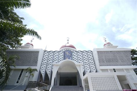 Pembangunan Masjid Al Ayyubi Kompleks Kantor Gubernur Sulsel Rampung