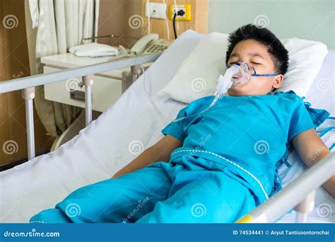Boy Wearing Oxygen Mask Stock Image Image Of Breathing 74534441