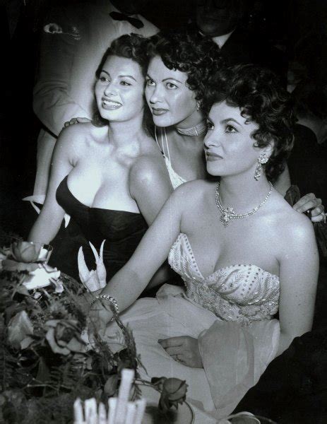 Sophia Loren Yvonne De Carlo And Gina Lollobrigida At A Film Event In