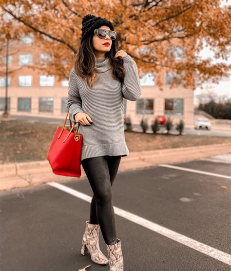 25 Chic Outfits With Black Leggings To Wear Right Now