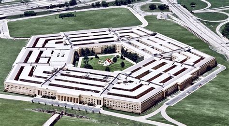 Reserva the pentagon, washington dc en tripadvisor: How did one get to the Pentagon in 1944? | Washington dc ...