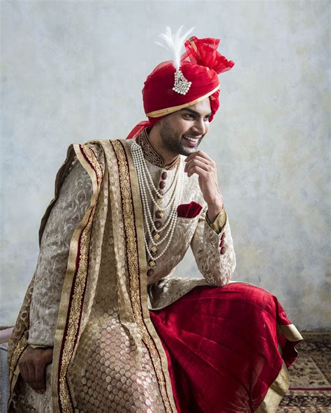 Pin By Tanvi Sharma On Nikhil Sherwani Indian Bride Photography Poses Indian Wedding