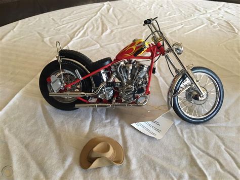 Franklin Mint Harley Davidson Easy Rider Billy Bike With Hat 110