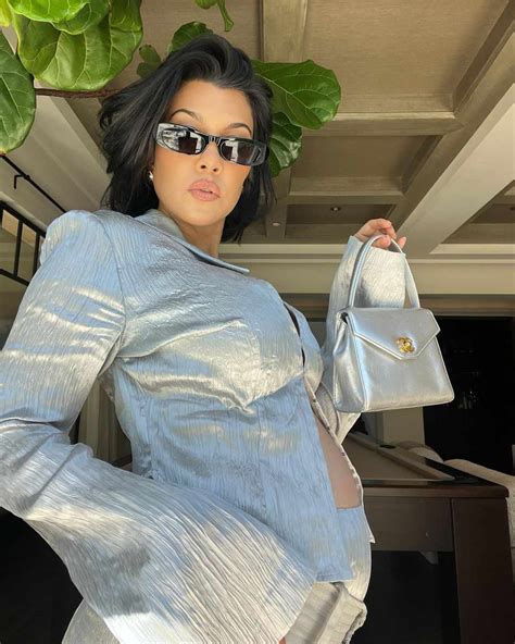 Kourtney Kardashians Latest Bump Dump Included Her Sexiest Maternity Looks Yet