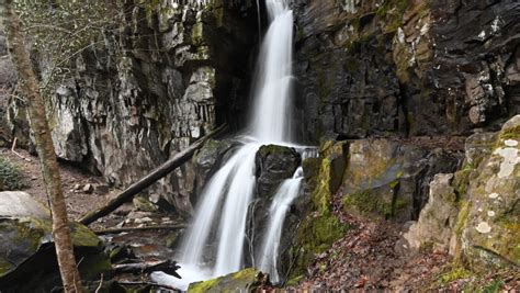 Top 5 Smoky Mountain Waterfalls You Will Want To See