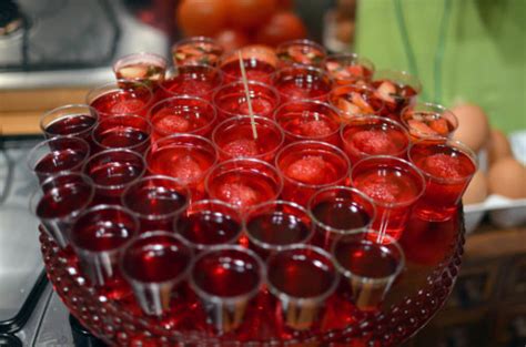 Trouvez les thanksgiving jello images et les photos d'actualités parfaites sur getty images. Recipe: Thanksgiving Jello Shots — Friendsgiving Recipes | Wilmington Catering Authority