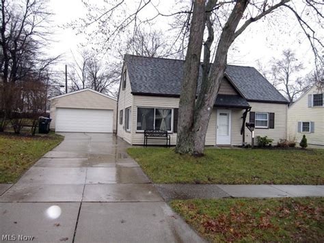 1405 Curtis Ave Cuyahoga Falls Oh 44221 Mls 3976991 Redfin