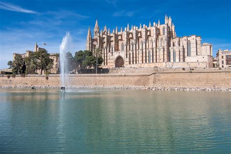35 Famous Spanish Landmarks To Plan Your Road Trip Around