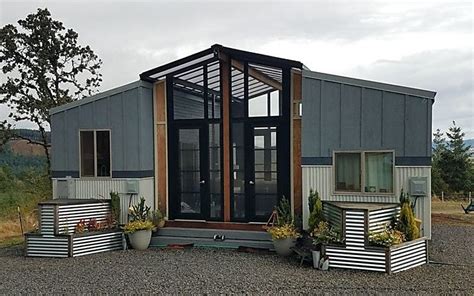Live Simply In One Of The 12 Best Tiny Houses You Can Buy On Amazon In 2020 Best Tiny House