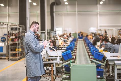 Beginners Guide To Setting Up Manufacturing Business Industrie