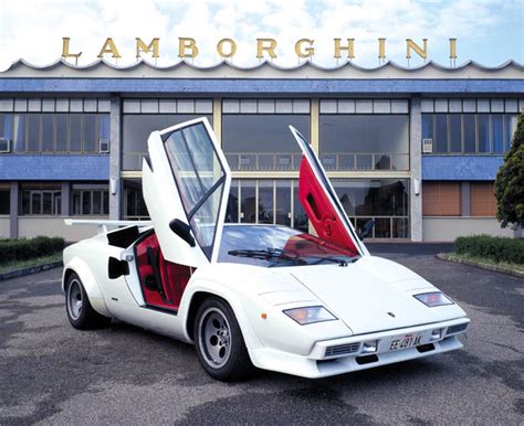 The Legendary Lamborghini Countach Twistedsifter