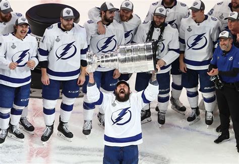 Tampa Bay Lightning Win Nhls Stanley Cup Beating Dallas Stars As First